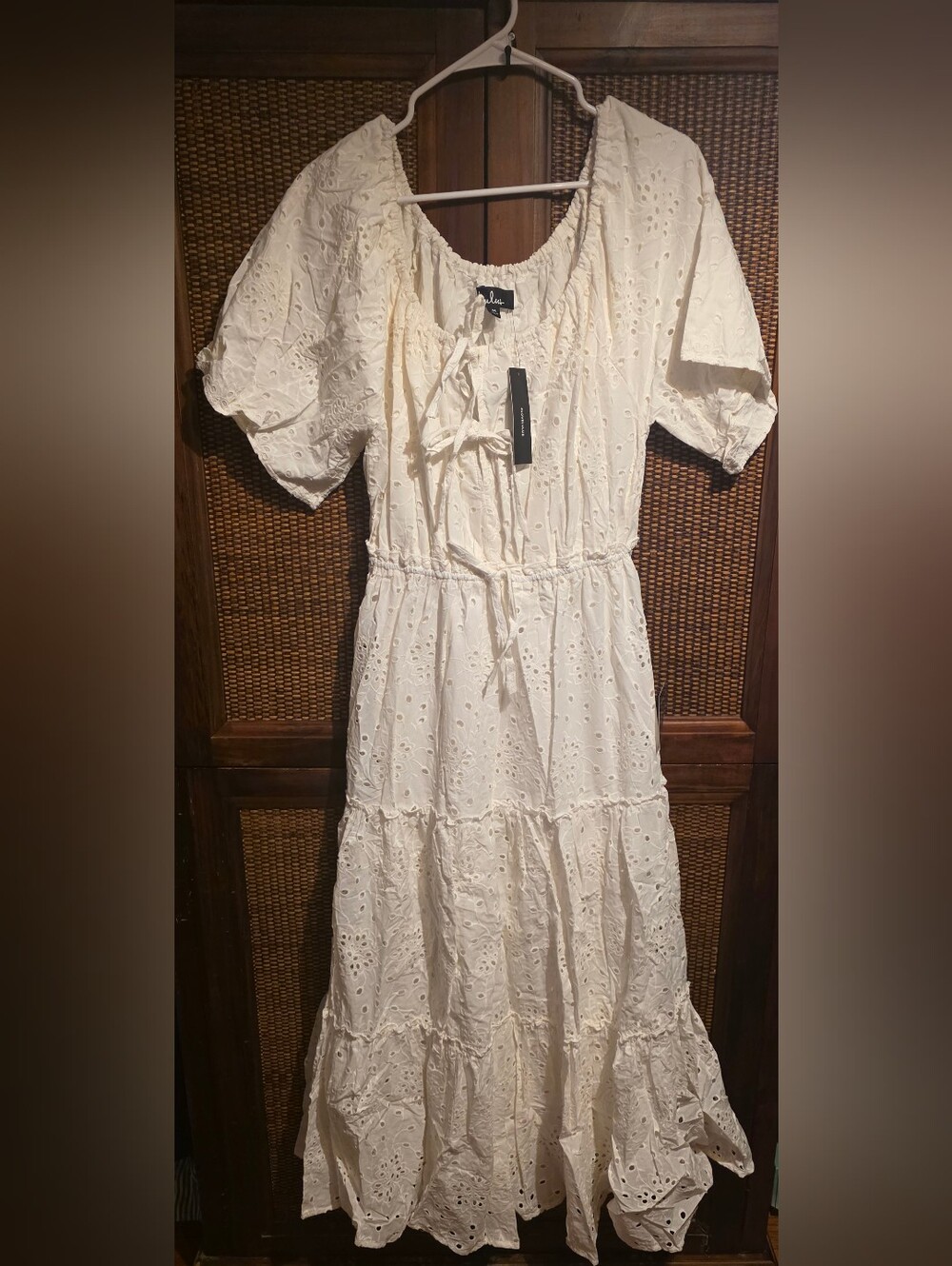 Lulu's Cream Eyelet Tiered Midi Dress NWT Size S & M